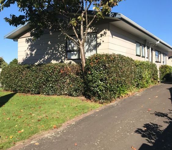  at 33 Delaware Grove, Totara Park, Upper Hutt, Wellington