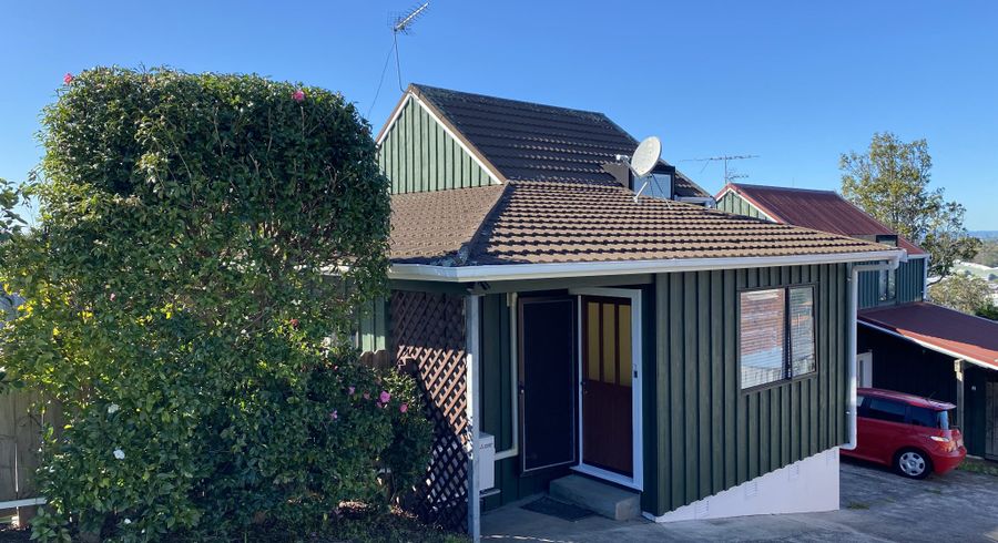  at 1/19 Marcel Place, Glenfield, North Shore City, Auckland