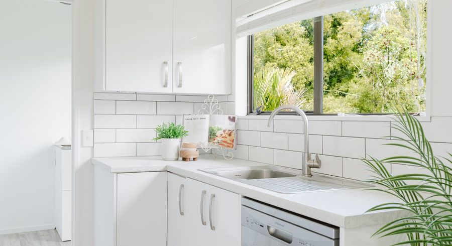  at 8A Park Terrace, Hamilton City Central, Hamilton, Waikato