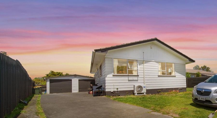  at 16 Palermo Place, Clover Park, Manukau City, Auckland