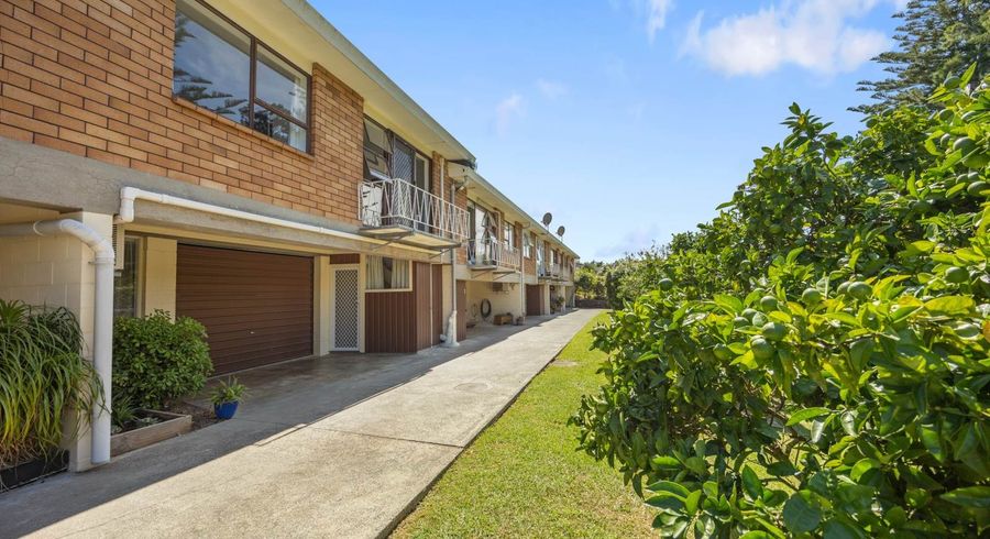  at 18/16 Willerton Avenue, New Lynn, Waitakere City, Auckland