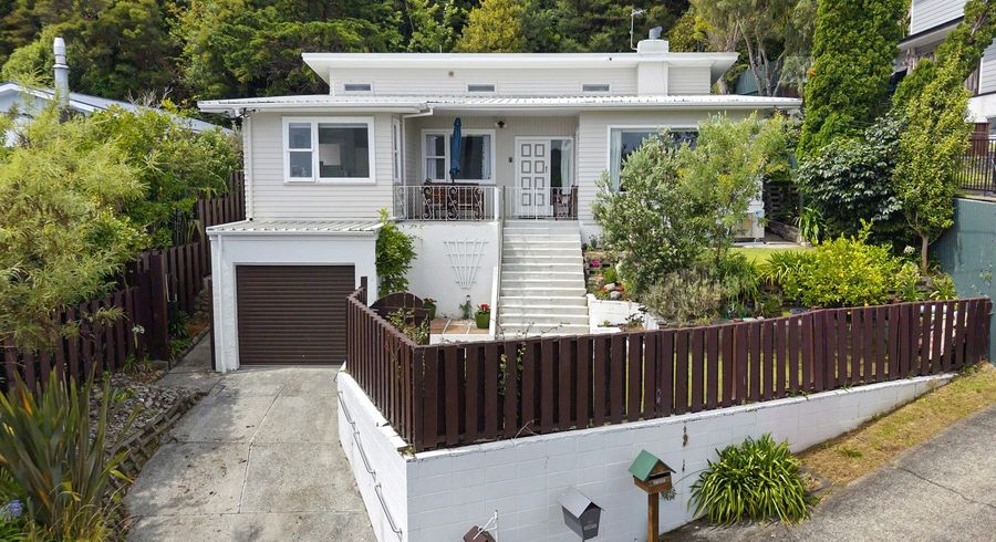  at 27 Lord Street, Stokes Valley, Lower Hutt, Wellington