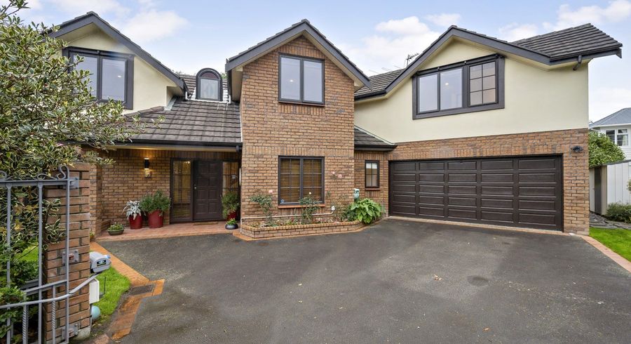  at 2/131 Woburn Road, Woburn, Lower Hutt