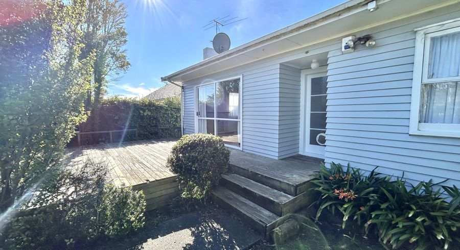  at 41 Aeroview Drive, Beach Haven, North Shore City, Auckland