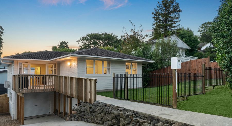  at 3 Gladys Avenue, Glenfield, North Shore City, Auckland