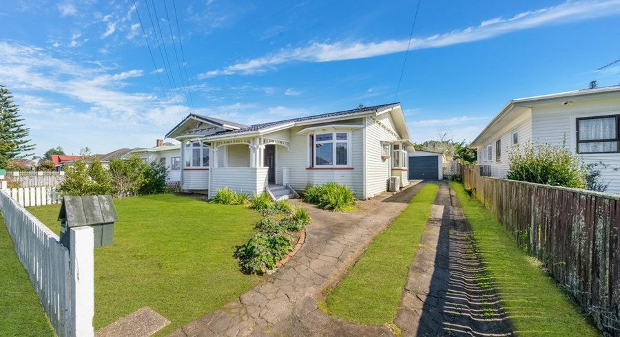  at 11 Jellicoe Street, Otahuhu, Auckland