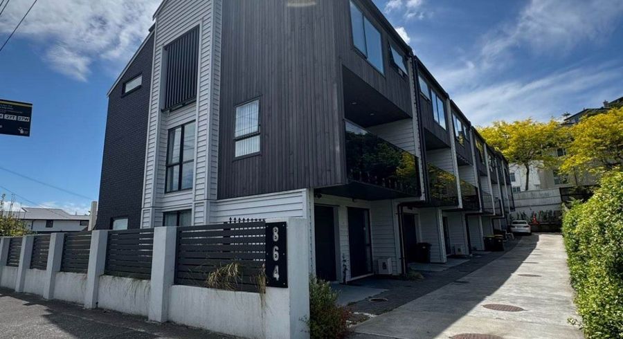  at 4/864 Mt Eden Road, Mount Eden, Auckland City, Auckland