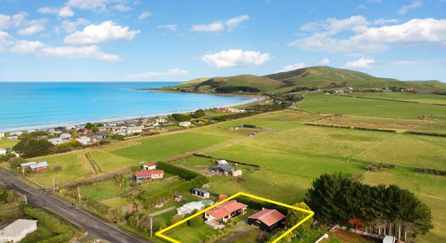  at 38 Colac Bay Road, Colac Bay/Ōraka, Riverton/Aparima