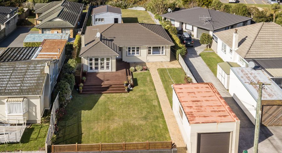  at 78 Oxford Street, Tawa, Wellington
