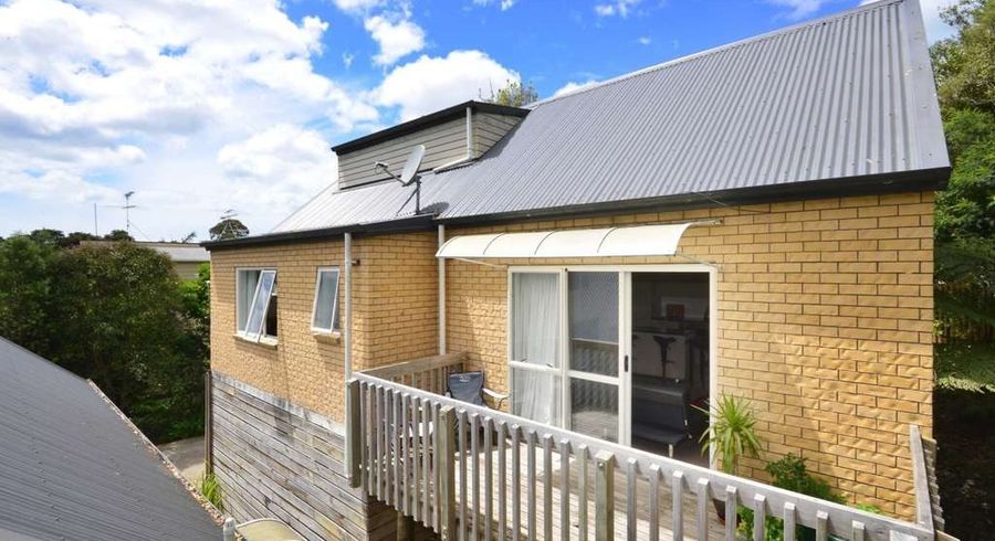  at 1/98b Verran Road, Birkdale, North Shore City, Auckland