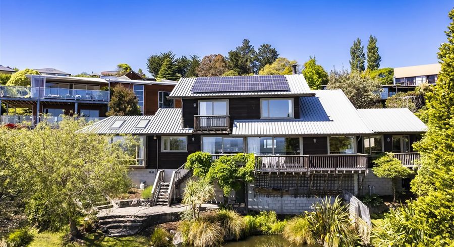  at 5 Amherst Place, Cashmere, Christchurch