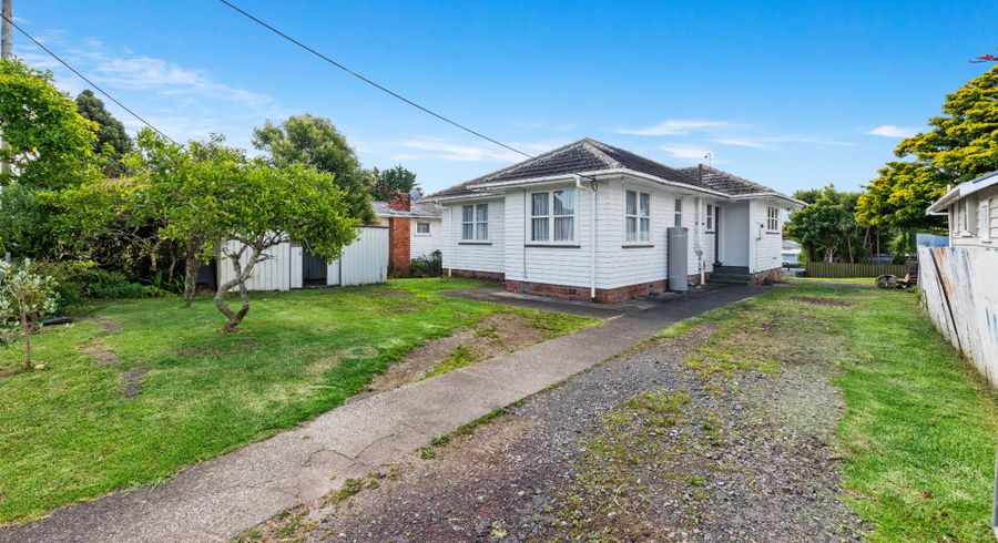  at 62 Waipani Road, Te Atatu Peninsula, Waitakere City, Auckland
