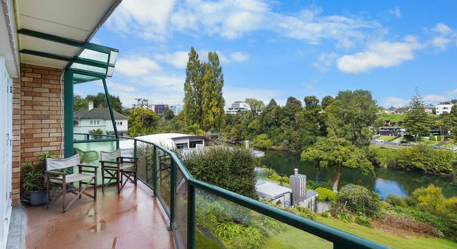  at 261A River Road, Claudelands, Hamilton
