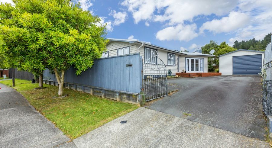  at 26 Oregon Drive, Maoribank, Upper Hutt, Wellington