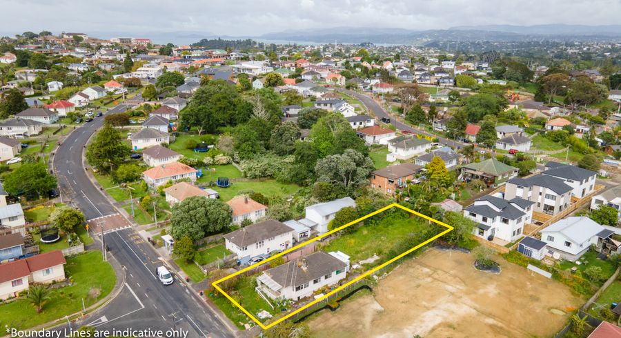  at 15 Glass Road, Mount Roskill, Auckland