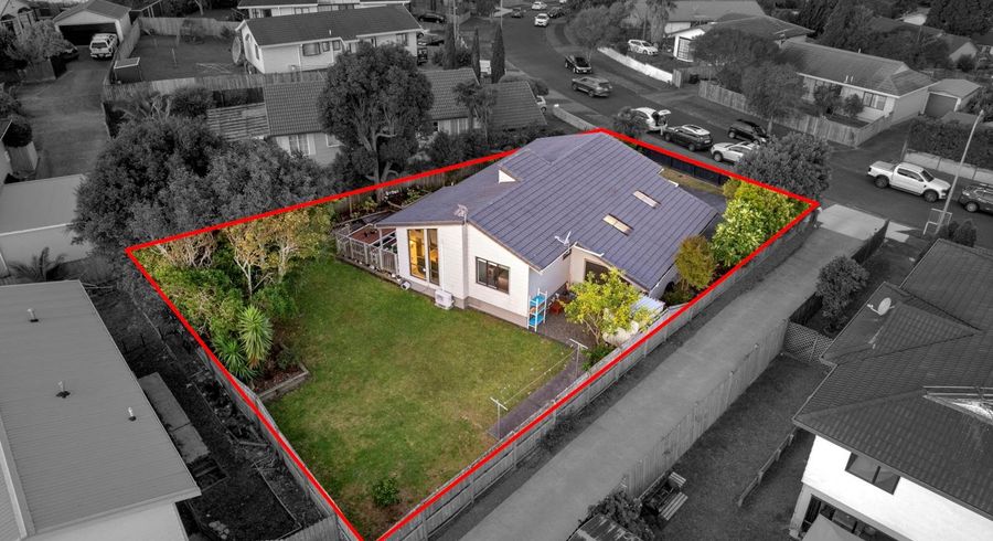  at 30 Sandgate Avenue, Botany Downs, Manukau City, Auckland