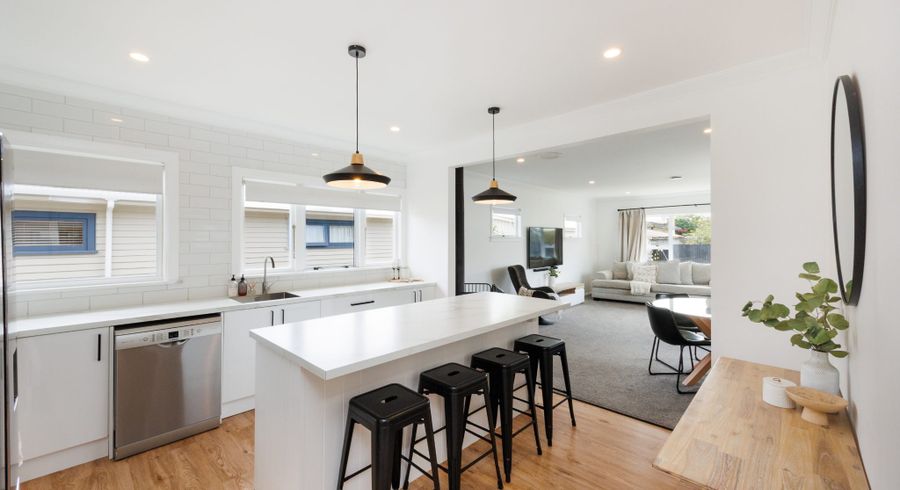  at 9 Milton Street, Roslyn, Palmerston North, Manawatu / Whanganui