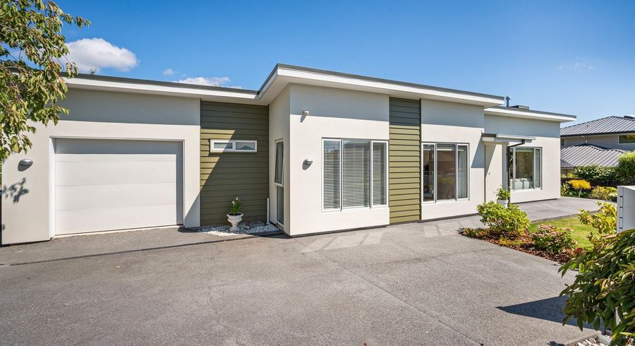  at 1/4 Woodlau Rise, Huntsbury, Christchurch