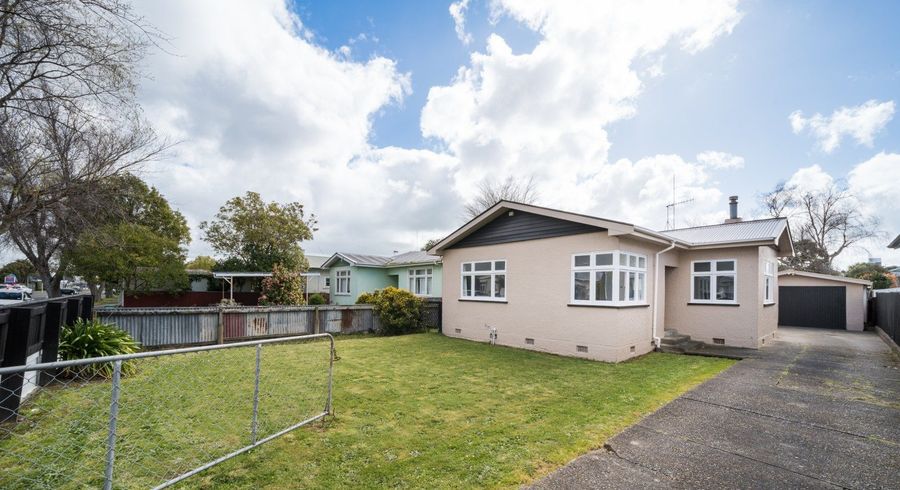  at 193 Ferguson Street, West End, Palmerston North, Manawatu / Whanganui