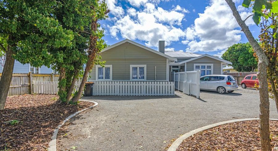  at 1/505 Featherston Street, Roslyn, Palmerston North, Manawatu / Whanganui