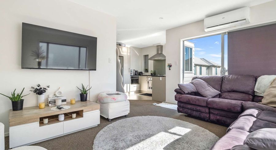  at 2/26 Hollowout Street, Takanini, Papakura, Auckland