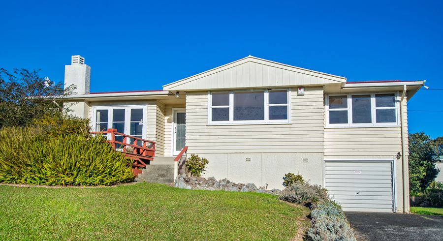 at 19 Hilltop Avenue, Morningside, Whangarei