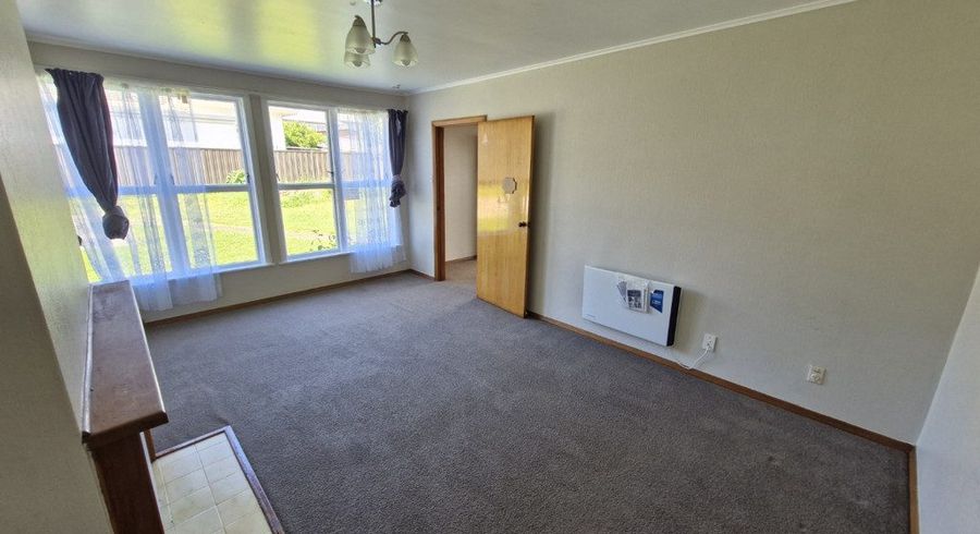  at 2/25 Richardson Road, Mount Albert, Auckland City, Auckland