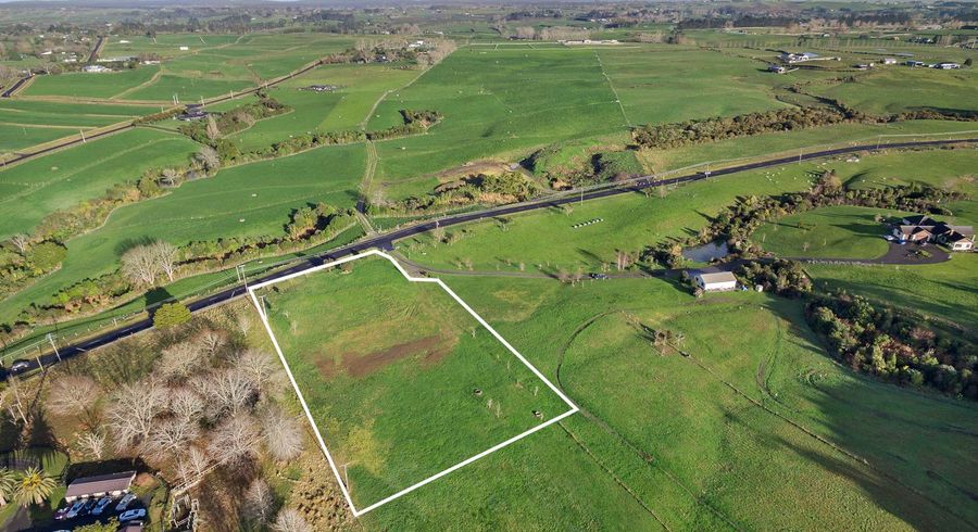 at 196 Blackbridge Road, Karaka, Papakura