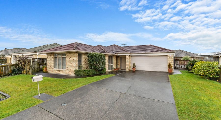  at 5 Grevillea Place, Melville, Hamilton