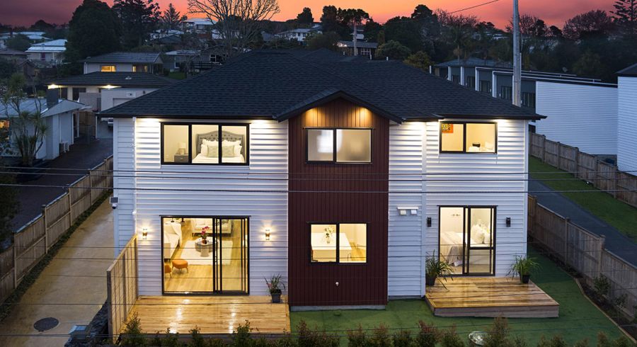  at 92 Godley Road, Green Bay, Waitakere City, Auckland