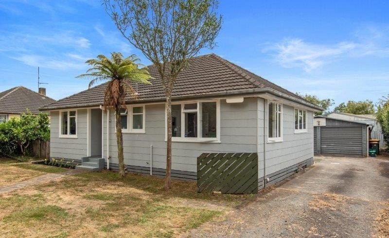  at 31 Slim Street, Bader, Hamilton