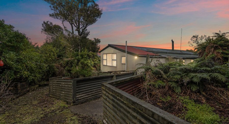  at 9 Rankin Street, Halfmoon Bay / Oban, Stewart Island