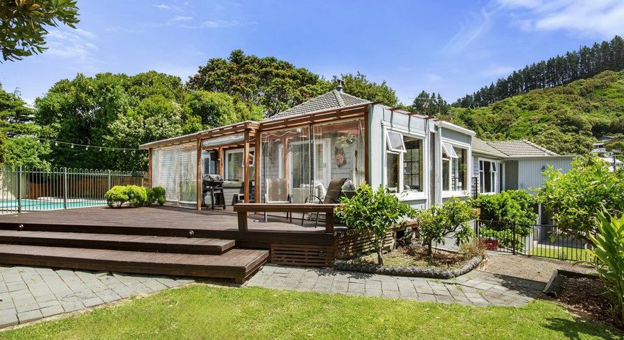  at 33 Chester Road, Tawa, Wellington, Wellington