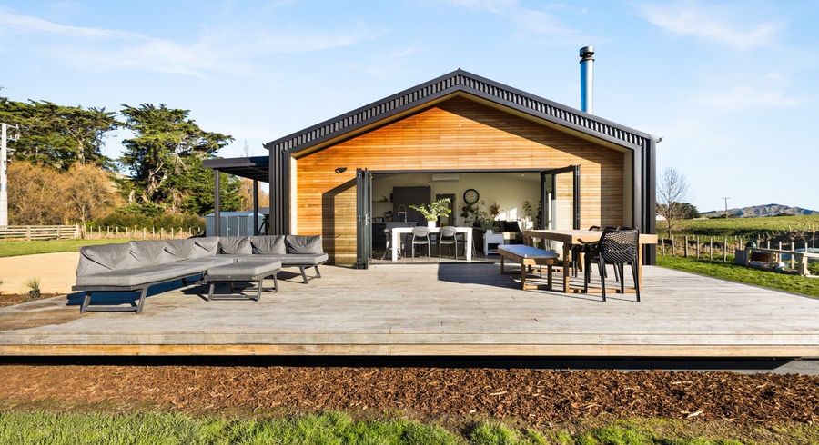  at 2480 Kahuranaki Road, Havelock North