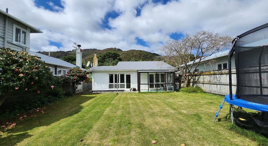  at 34 Tuatoru Street, Eastbourne, Lower Hutt, Wellington