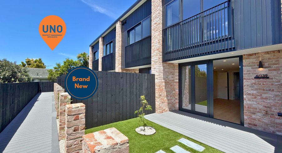  at 4/139 Tirimoana Rd, Te Atatu South, Waitakere City, Auckland