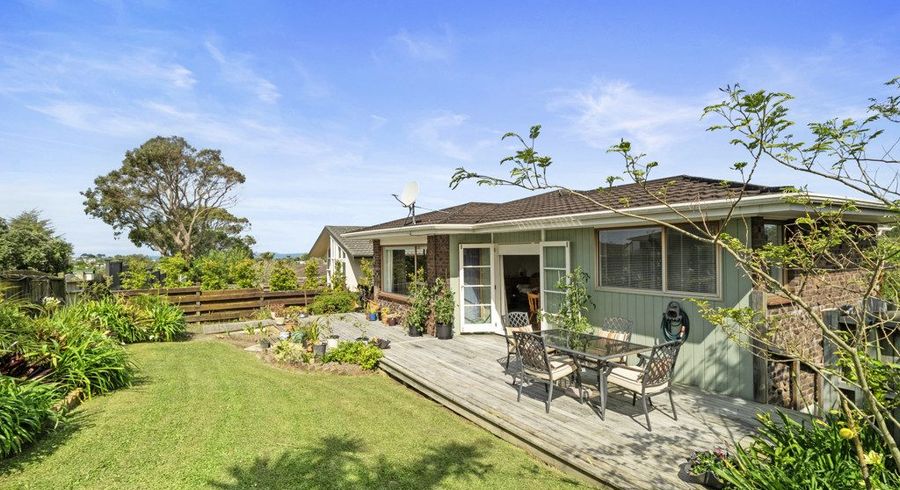  at 85 Weatherly Road, Torbay, Auckland
