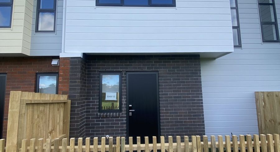  at 14/35 Young Cres, Drury, Papakura, Auckland