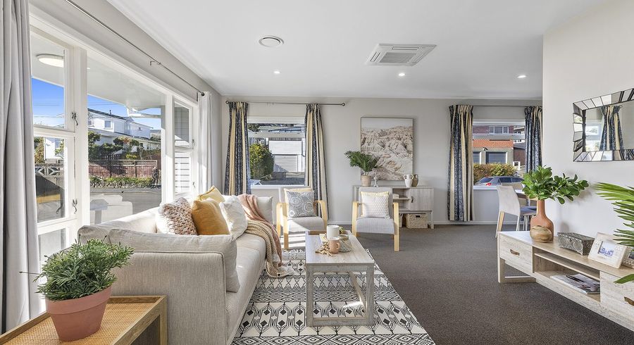  at 19 Oswald Crescent, Paparangi, Wellington