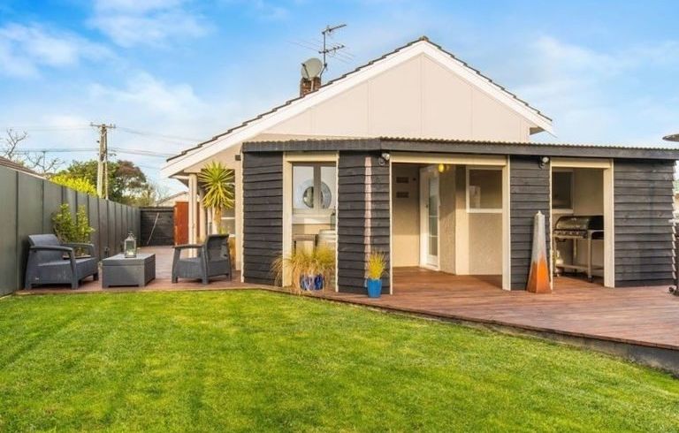  at 16 Panorama Rd, Mount Wellington, Auckland City, Auckland