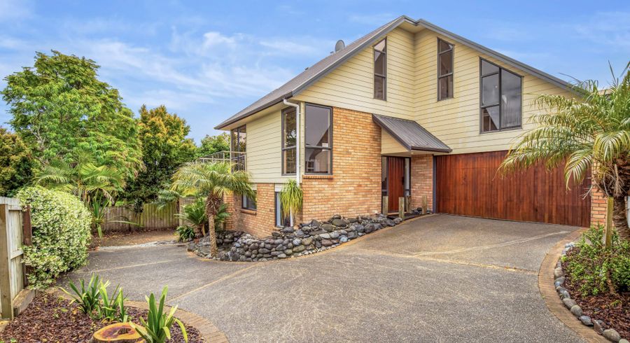 at 17A Grassways Avenue, Pakuranga, Auckland