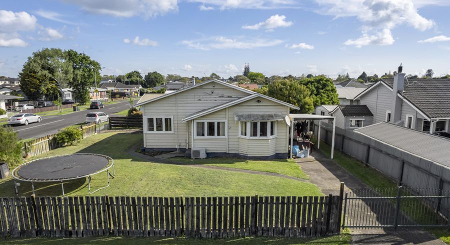  at 1/52 Jellicoe Road, Manurewa, Auckland
