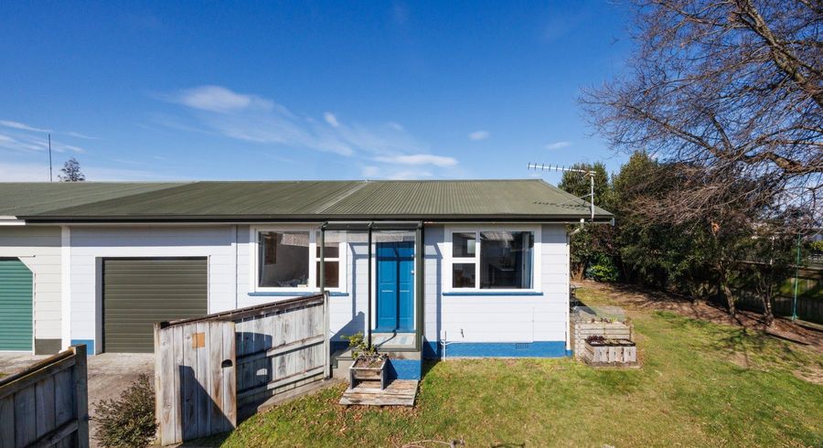  at 2 Lockhart Avenue, Milson, Palmerston North, Manawatu / Whanganui
