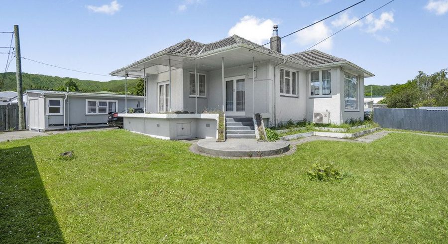  at 21 Rawhiti Street, Stokes Valley, Lower Hutt