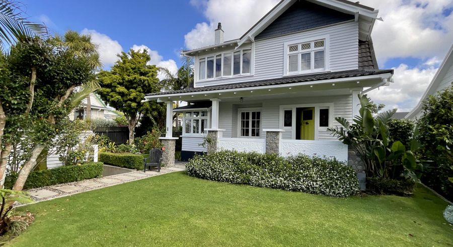  at 15 Wallace Place, Westown, New Plymouth, Taranaki