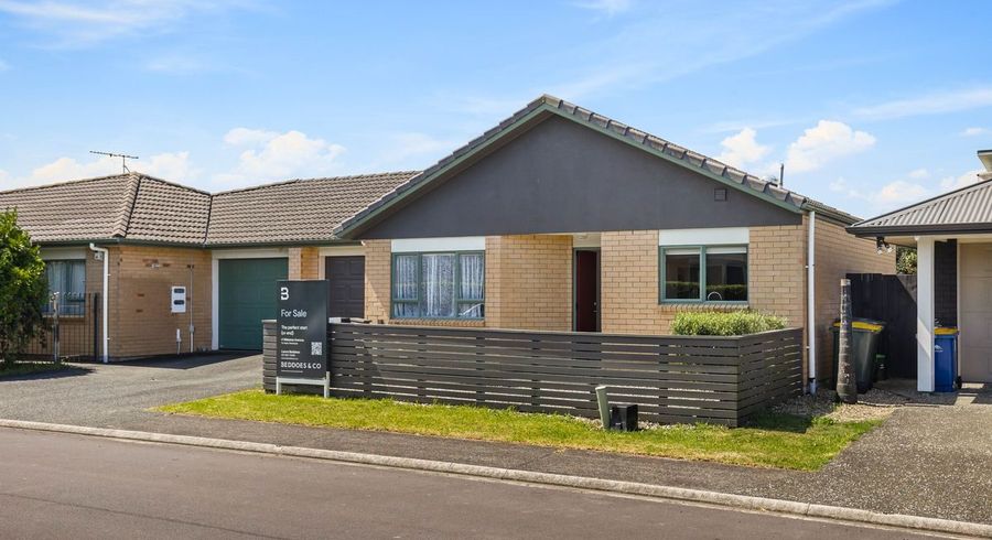  at 4 Wakaroa Avenue, Te Atatu Peninsula, Waitakere City, Auckland
