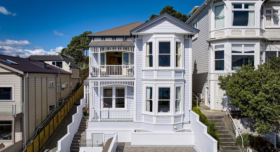  at 29 The Crescent, Roseneath, Wellington