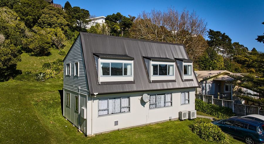  at 93 Stewart Drive, Newlands, Wellington, Wellington