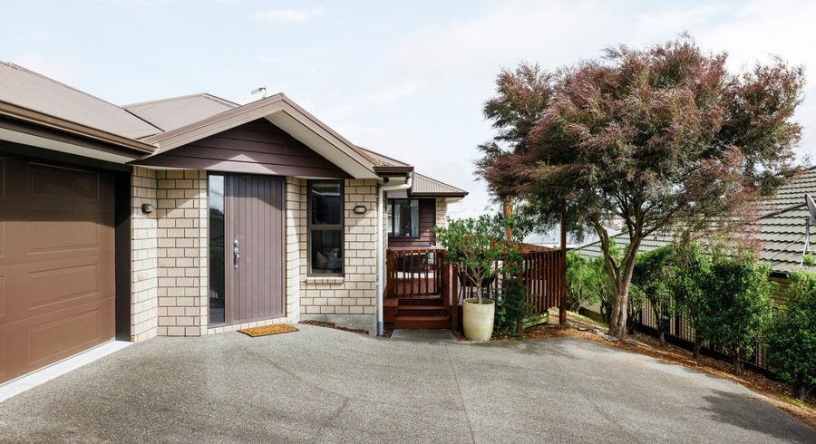 at 8 Cleeve Close, Huntington, Hamilton