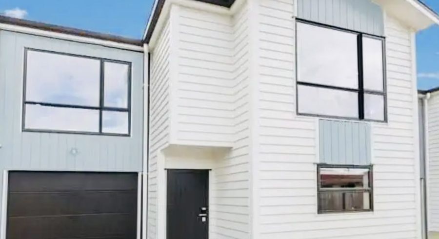  at 10B George Street, Mangere East, Auckland